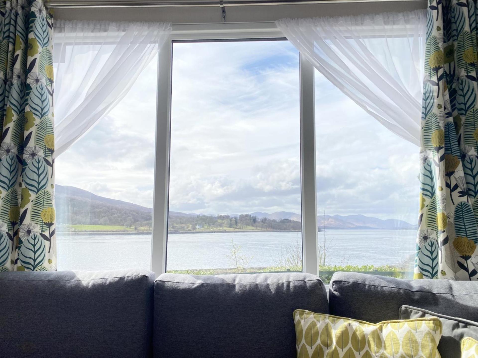 Linnhe Lochside Holidays Corpach