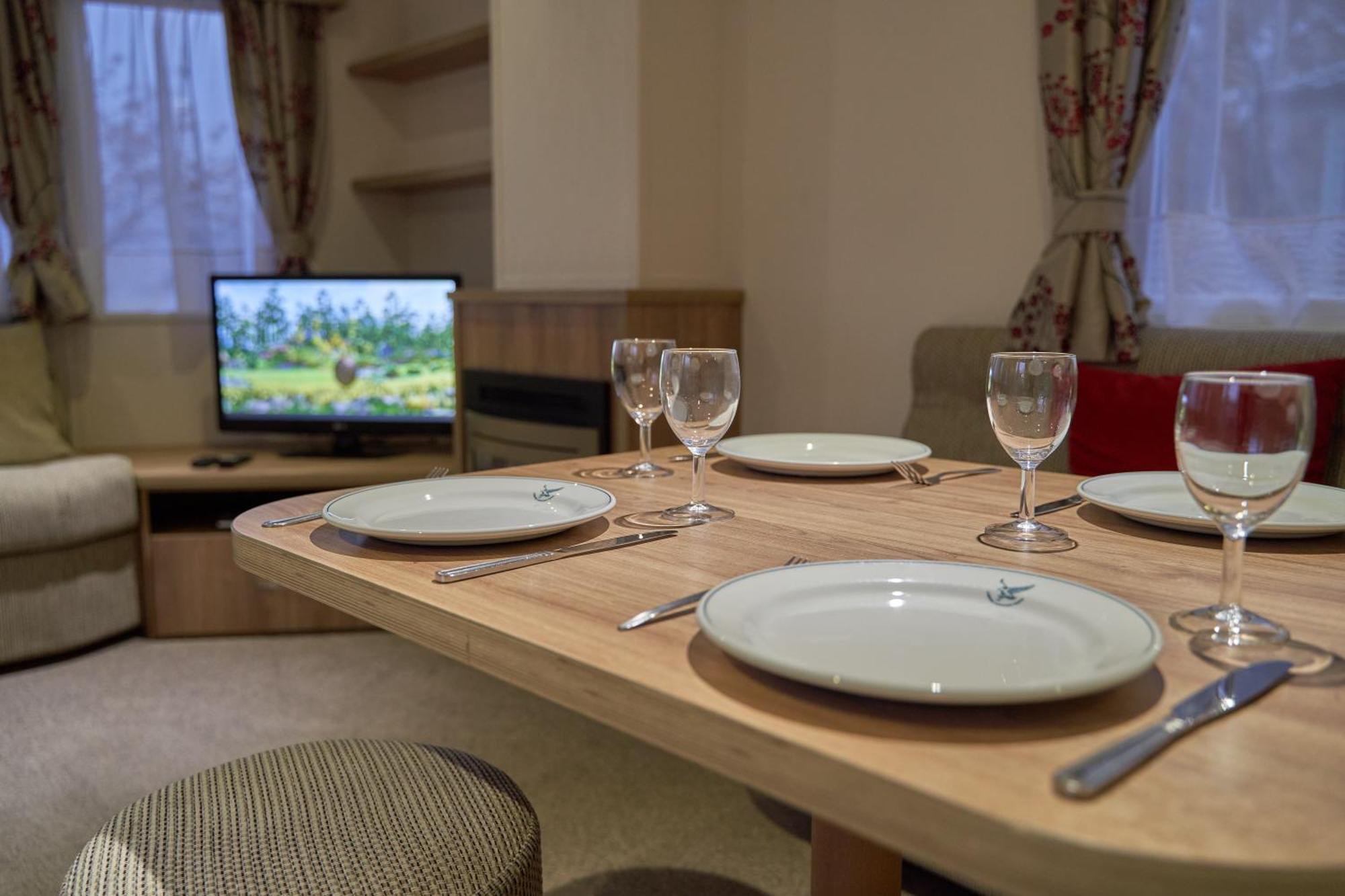 Linnhe Lochside Holidays Corpach